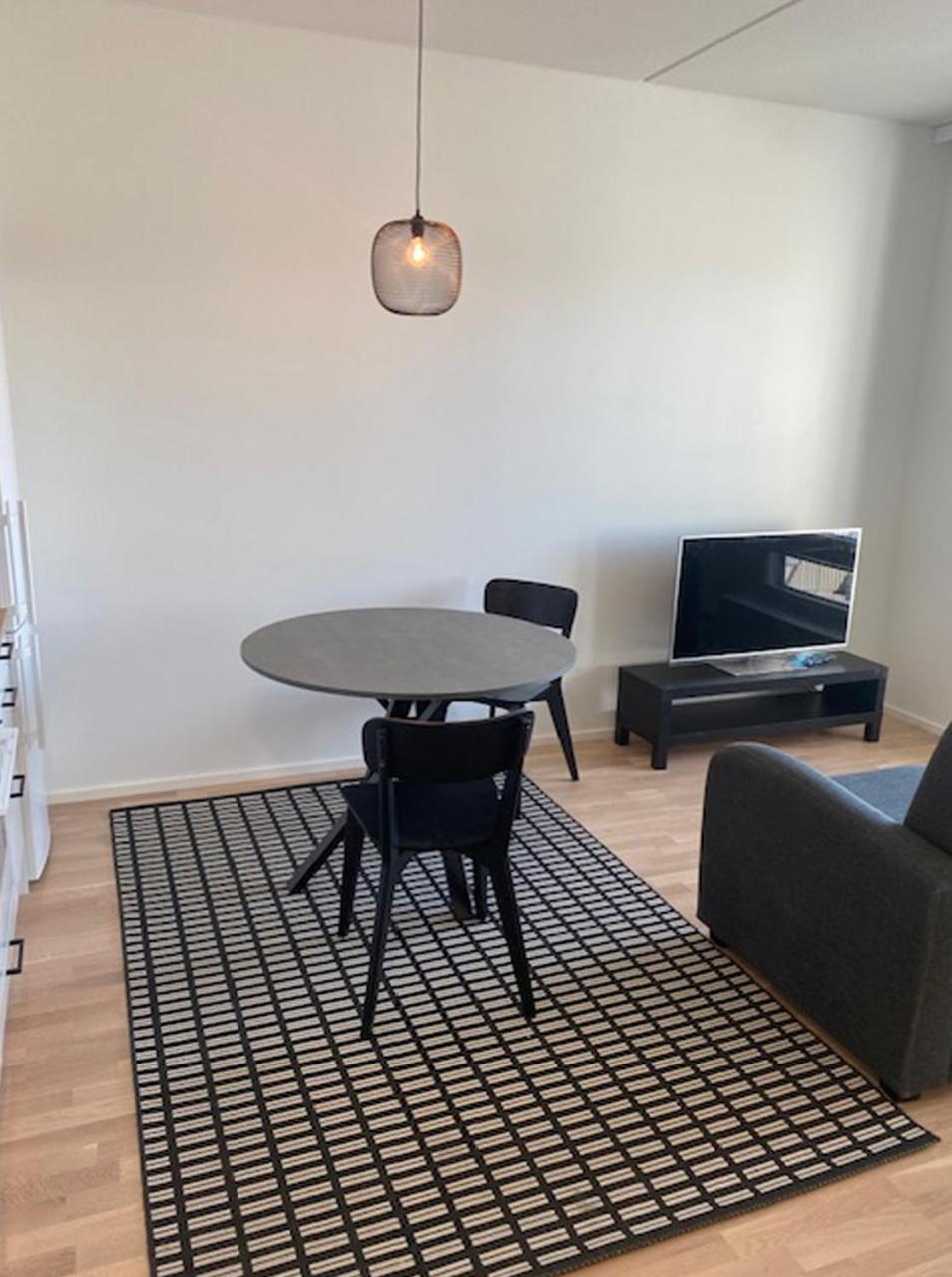 Kaksio Kirstinpuistossa Apartment Turku Exterior foto